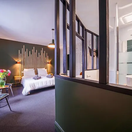 Pensión La Longere De Neuville-futuroscope-poitiers