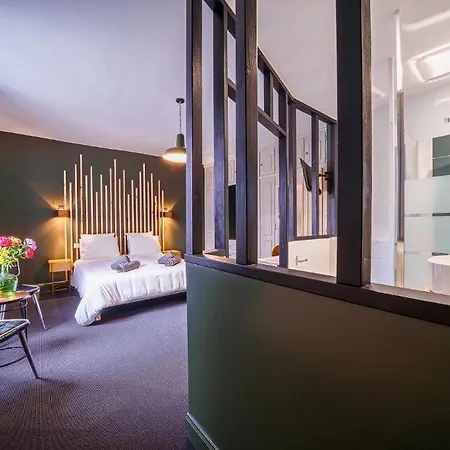 La Longere De Neuville-futuroscope-poitiers Konukevi 3*