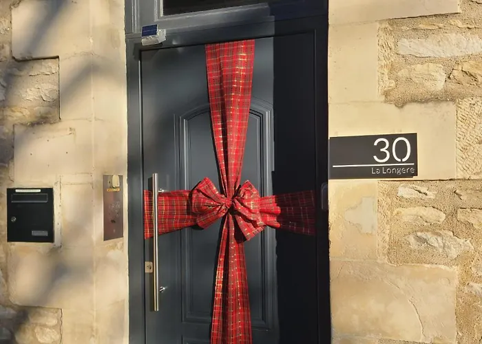 Guest house La Longere De Neuville-futuroscope-poitiers 3*